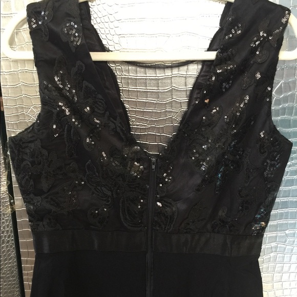 Black Satin Plunging Sequined Lace LBD Sexy NWT 12 - Picture 4 of 8